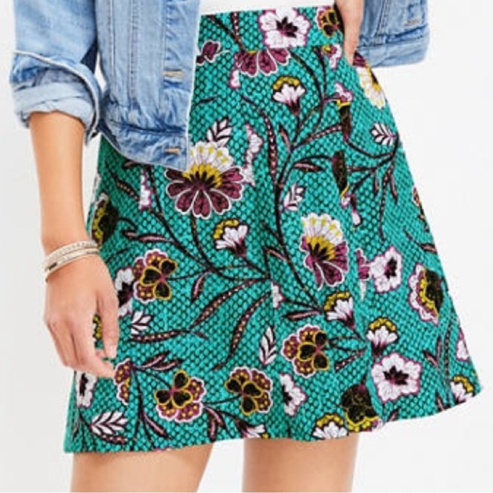 LOFT Floral Patterned Seamed Skirt - Teal and Purple - Size 6- 🔥NWT - Picture 1 of 5